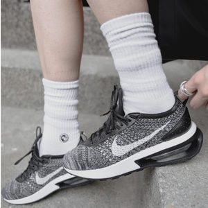 ✔️ New✔️ NIKE Air Max Flyknit Racer Oreo